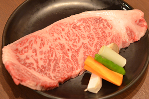 青森料理 田子牛サーロイン02